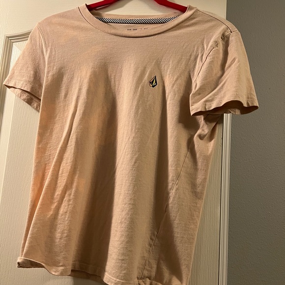 Pink Volcom tee - Picture 1 of 2